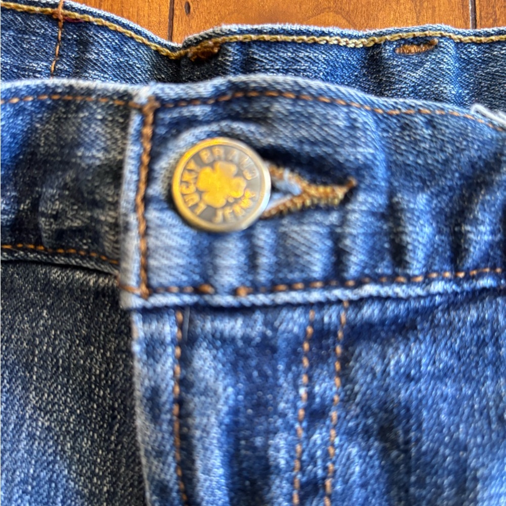 Lucky Brand Size 10/30 Distressed Frayed Denim Shorts Blue Cutoff Jean Shorts - Picture 4 of 13